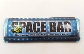 Space Bar Cannabis Infused Dark Chocolate Mint Bar 500mg