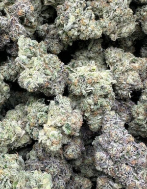 Candy Kush (EXCLUSIVE) 3.5 Grams Indica THC 29.07% CBD .18% 